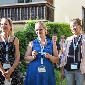 Das neue Team beim Eröffnungsfest: v. l. n. r: Silke Hager, Anna Bräuer, Judith Wein