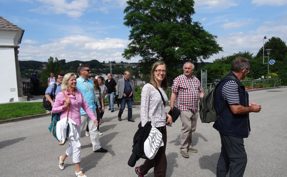 Auf dem Weg zur Wallfahrtskirche Maria Schöndorf...