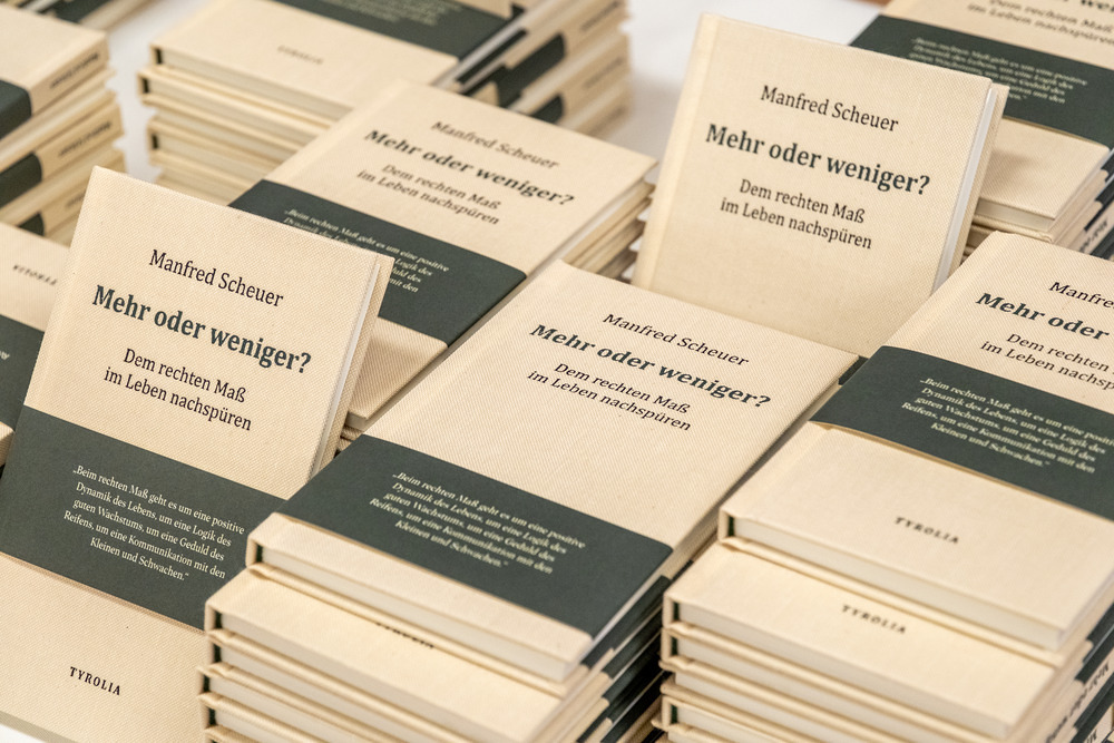 Buchcover: 'Mehr oder weniger?'