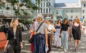 Stadtrundgang mit Frauenministerin Eva-Maria Holzleitner