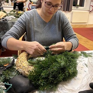 Adventkranz binden