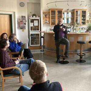 Beim informativen Austausch