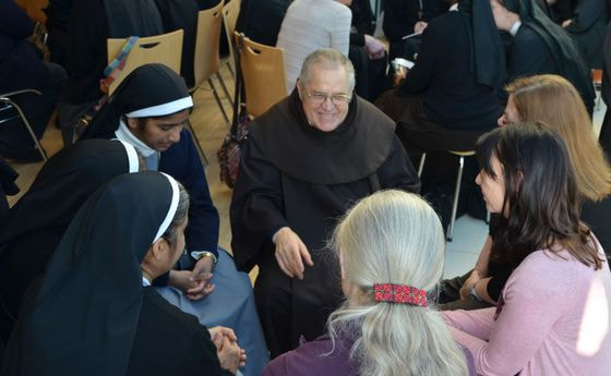 Reger Austausch unter den OrdenschristInnen
