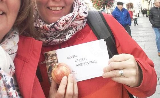 „Einen guten Arbeitstag“ allen PaketzustellerInnen – und nicht nur am 7. Oktober!   