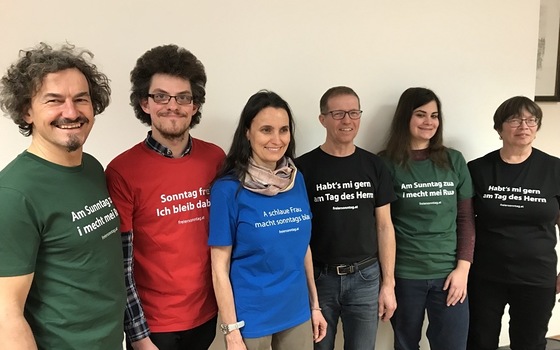Die neuen Sonntagsallianz-T-Shirts mit Sprüchen