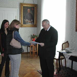 Jugendliche zu Besuch im Bischofshof
