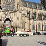 Transport des neuen Altars in den Linzer Mariendom