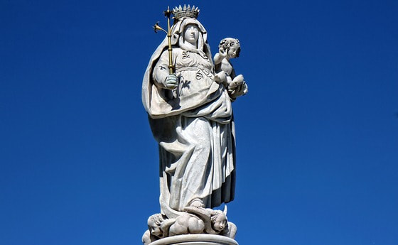 Maria