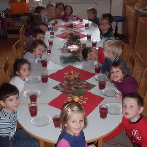 Kindergarten bereitet sich auf Weihnachten vor