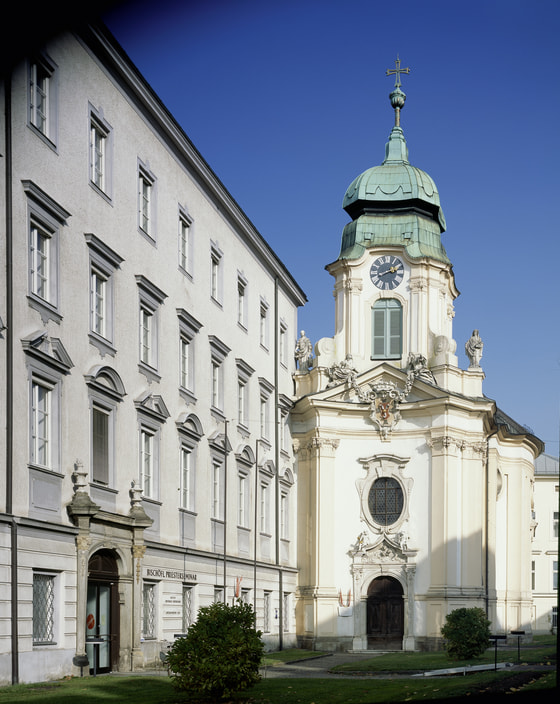 Priesterseminarskirche Aussenansicht