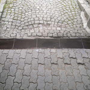 Foto: © Pfarre Oberkappel; Sanierung der Friedhofsmauer 2015