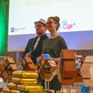 Auszeichnungen zu besonderen Ideen und Umsetzungen von Jungschar- und Ministrant*innen-Gruppen in Oberösterreich. Verliehen von der Katholischen Jungschar Diözese Linz im Schloss Zell an der Pram.