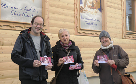 freier Sonntag Kartenverteil-Aktion Wels 2015