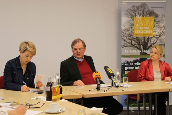V.l.: Mag.a Barbara Lanzerstorfer-Holzner, Prim. Dr. Manfred Stelzig MSc, Mag.a Silvia Breitwieser