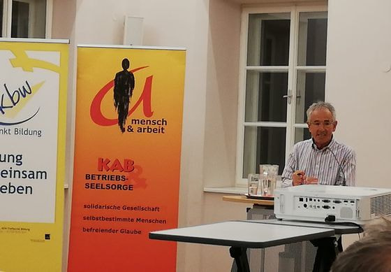 Stefan Schulmeister referierte in Gallneukirchen